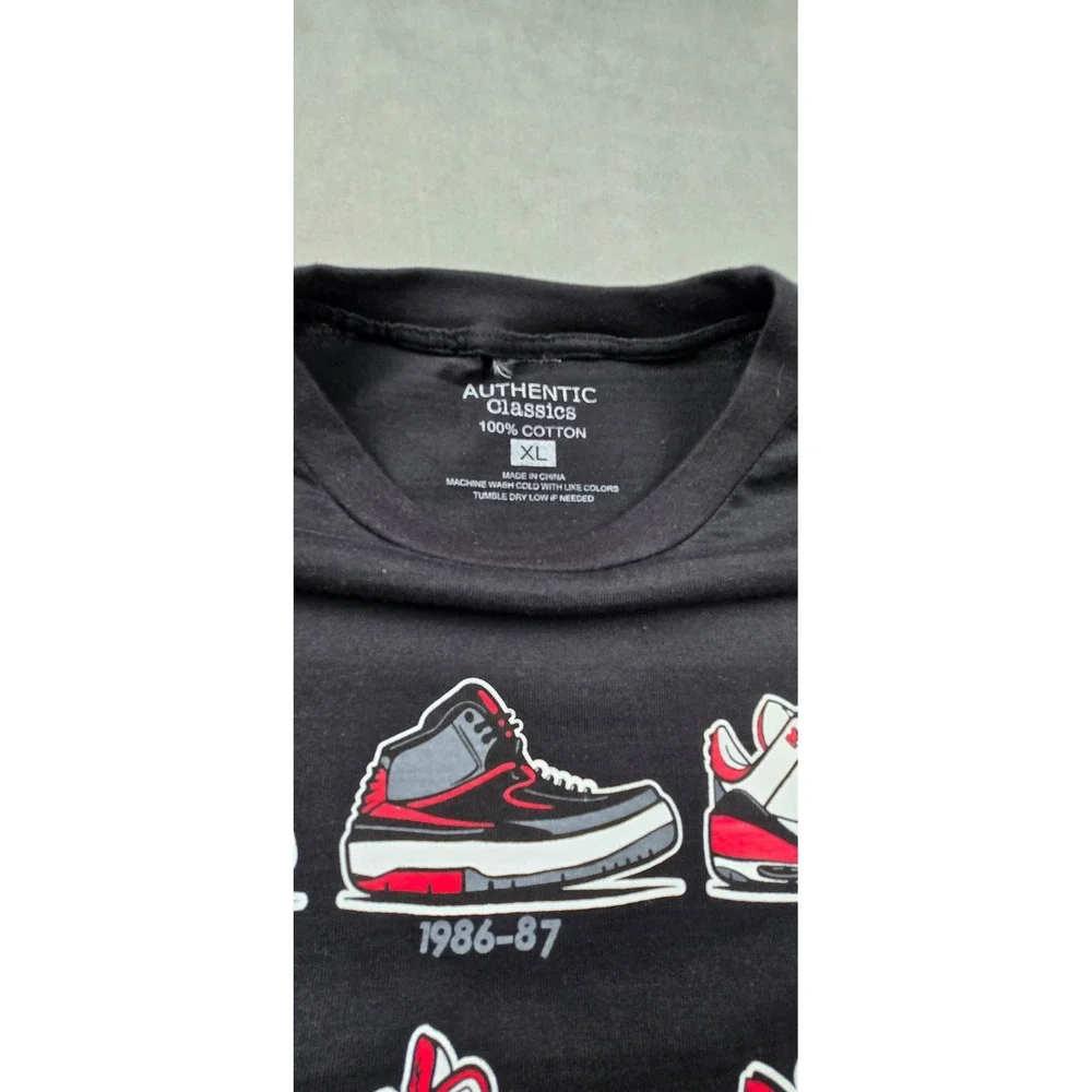 Authentic‎ Classics Mens Retro Kicks Basketball Sneaker Timeline Graphic Tee XL